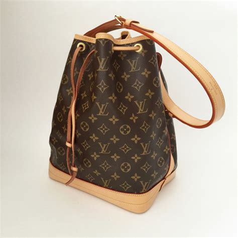 lv noe bucket bag|louis vuitton bucket bag monogram.